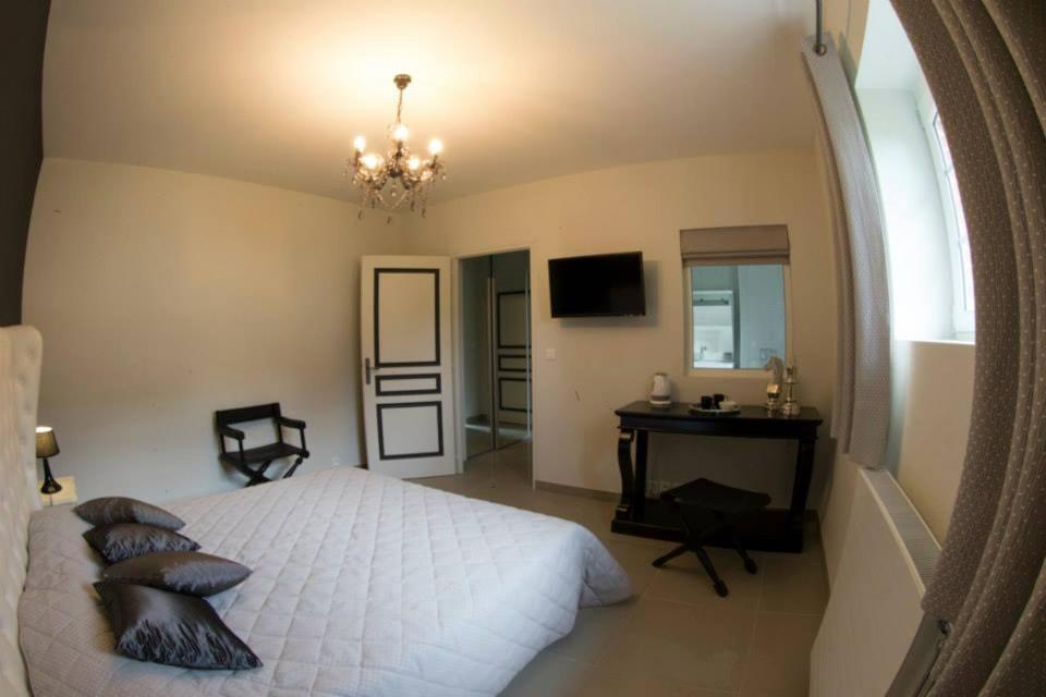 Bed and Breakfast Le Parc De Crecy Exterior foto